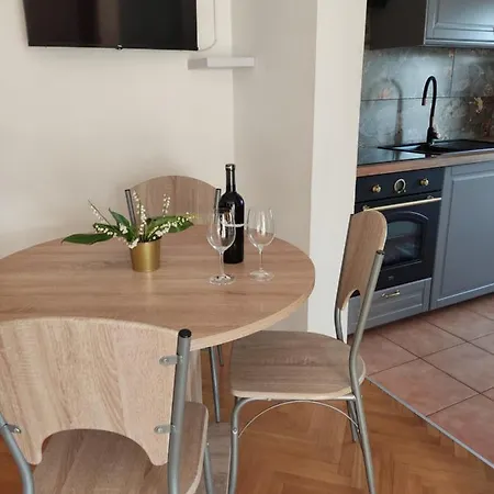 Apartman Car Vir Exterior photo